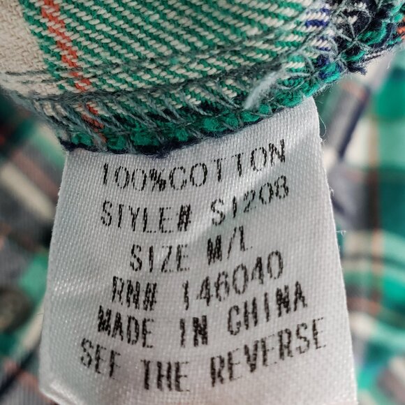 Signature 8 Plaid Flannel Shirt Button-Up size M/L Relaxed Cotton Soft - Picture 8 of 11